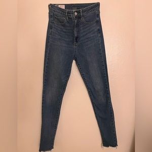 High Rise Universal jegging sky high jean